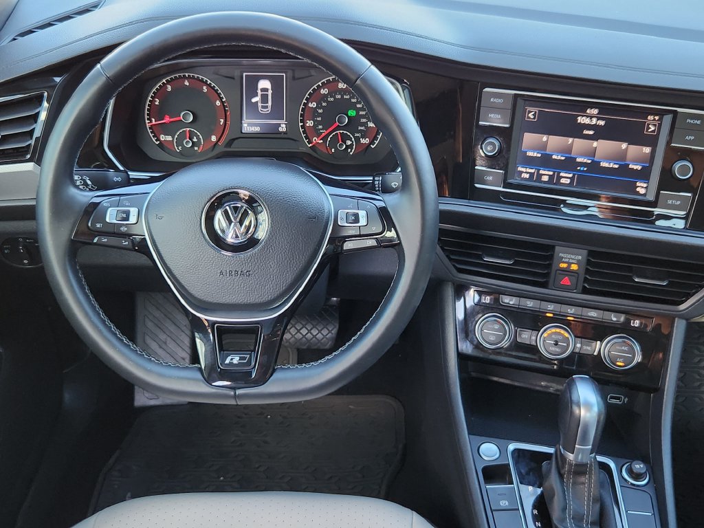 Used 2019 Volkswagen Jetta R-Line w/ R-Line Cold Weather Package FWD image 26