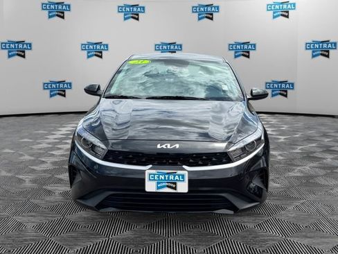 Used 2023 Kia Forte LXS FWD image 8