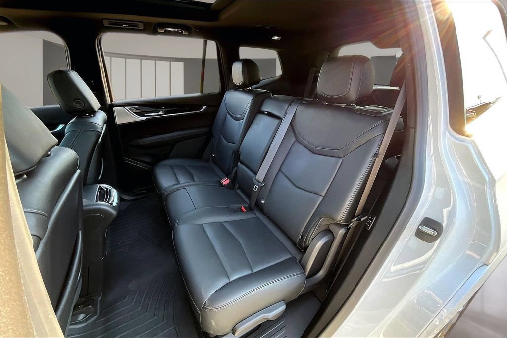 Used 2021 Cadillac XT6 Premium Luxury FWD image 28