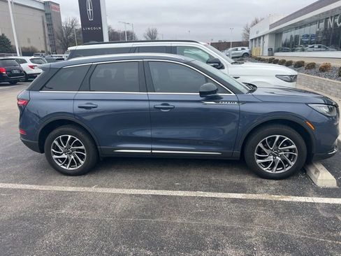 Used 2022 Lincoln Corsair FWD w/ Equipment Group 101A image 2