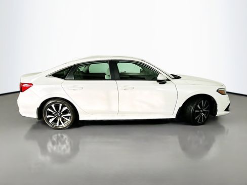 Used 2023 Honda Civic EX image 8