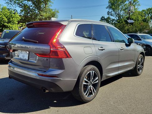 Used 2020 Volvo XC60 T5 Momentum w/ Protection Package Premier AWD/4WD image 6
