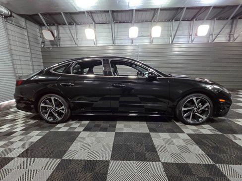 Used 2022 Hyundai Sonata SEL Plus w/ Preferred Accessory Package image 9