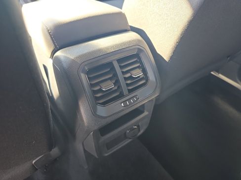 Certified 2023 Volkswagen Tiguan S image 32