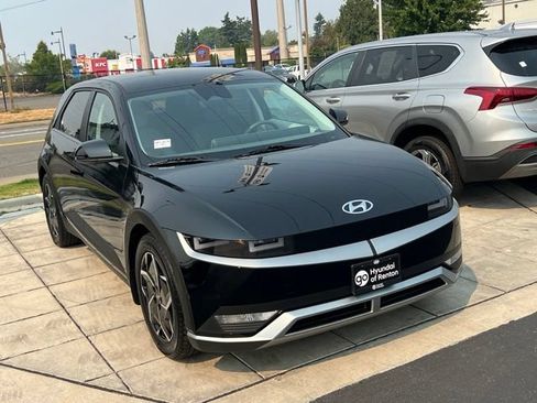 Certified 2023 Hyundai Ioniq 5 SE RWD image 3
