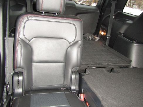 Certified 2017 Ford Explorer Sport w/ Equipment Group 401A image 27