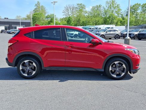 Used 2018 Honda HR-V EX image 4