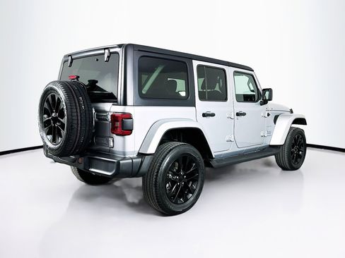 Used 2023 Jeep Wrangler Sahara w/ Cold Weather Group image 9