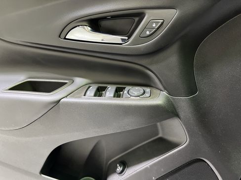 Certified 2023 Chevrolet Equinox LT image 24