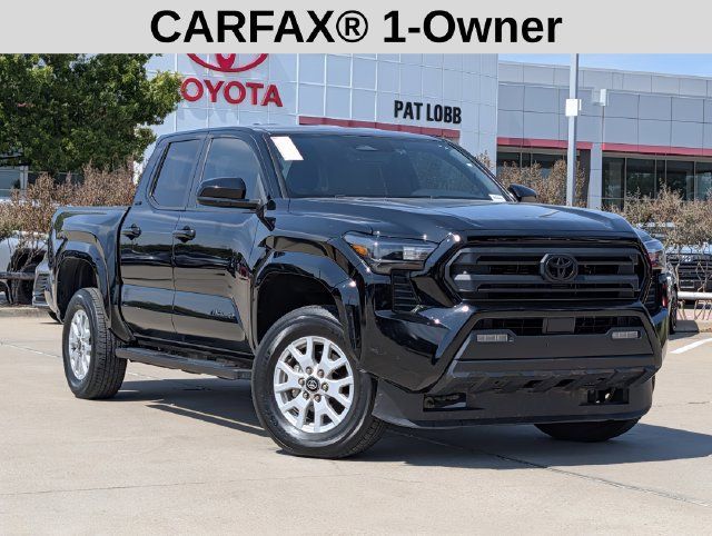 Used 2024 Toyota Tacoma SR5 AWD/4WD image 2