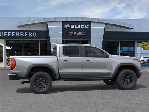 New 2025 GMC Canyon Elevation w/ Convenience Package image 9