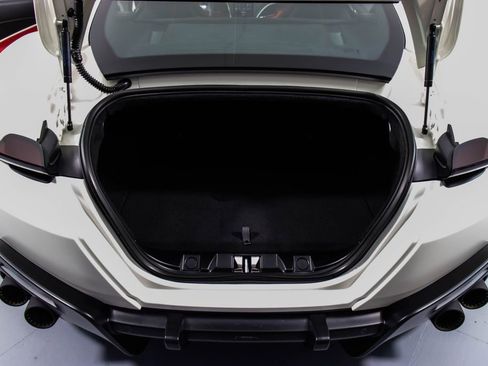 Certified 2022 Ferrari Roma image 22