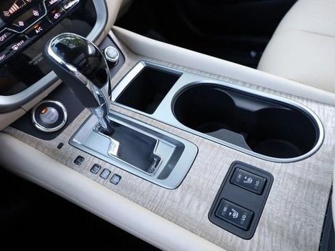 Certified 2024 Nissan Murano SL FWD image 18