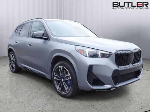 New 2026 BMW X1 M35i w/ Technology Package AWD/4WD image 3