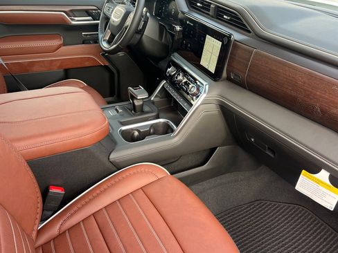 New 2026 GMC Sierra 1500 Denali Ultimate AWD/4WD image 14