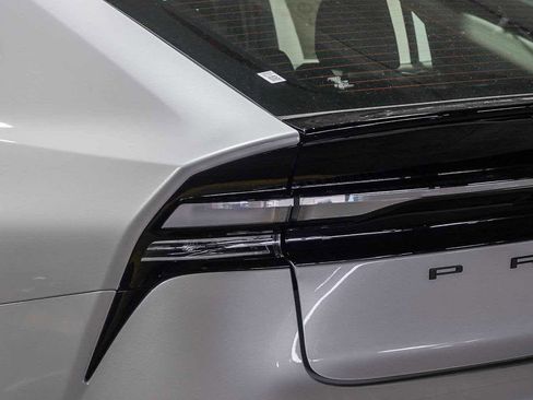 New 2026 Toyota Prius Plug-In Hybrid image 7