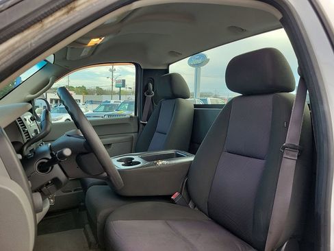 Used 2013 Chevrolet Silverado 1500 W/T image 9