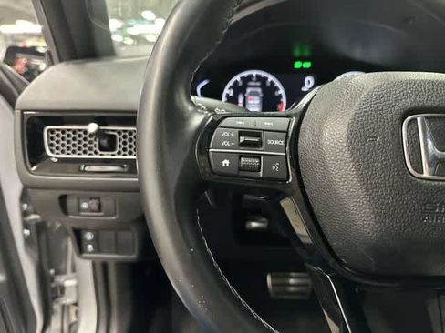Used 2022 Honda Civic Sport image 16