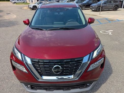 Used 2021 Nissan Rogue SL w/ Premium Package FWD image 4