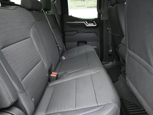 New 2025 GMC Sierra 1500 SLE w/ Preferred Package image 9