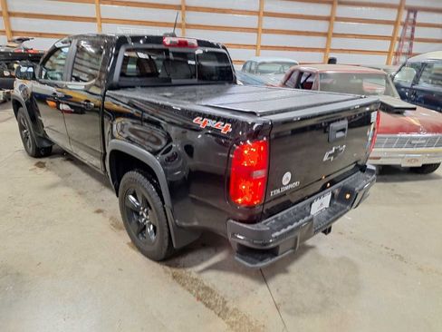 Used 2016 Chevrolet Colorado LT w/ Midnight Edition AWD/4WD image 6