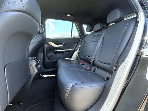 Used 2024 Mercedes-Benz GLC 300 GLC 300 image 20