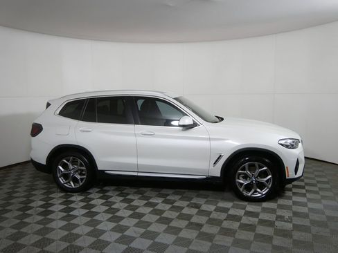 Used 2023 BMW X3 xDrive30i image 2