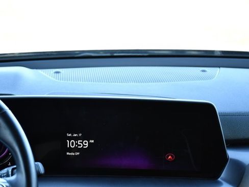 Used 2023 Kia Telluride S image 20