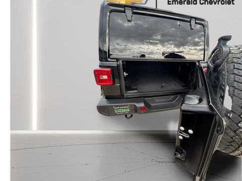 Used 2021 Jeep Wrangler Unlimited Sahara AWD/4WD image 22