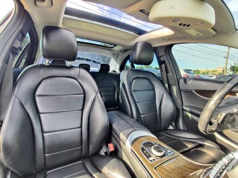 Used 2017 Mercedes-Benz C 300 4MATIC Sedan w/ Premium 1 Package image 27