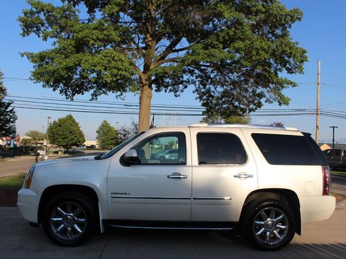 Used 2013 GMC Yukon Denali AWD/4WD image 6