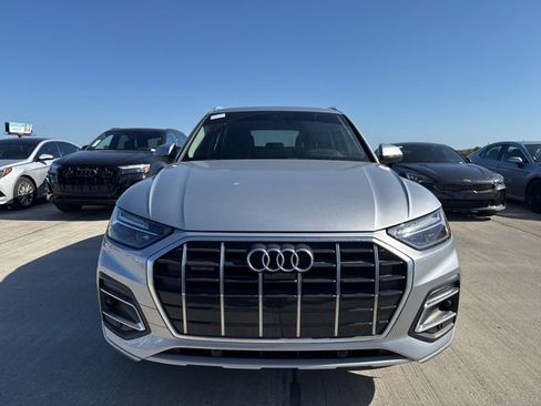 Used 2021 Audi Q5 Premium Plus w/ Premium Plus Package image 8