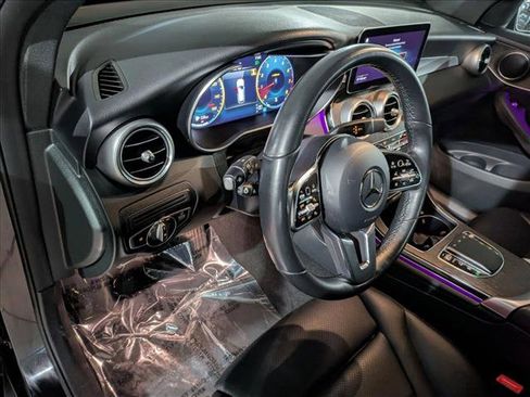 Used 2022 Mercedes-Benz GLC 300 4MATIC image 10