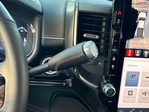 New 2025 RAM 3500 Limited image 16