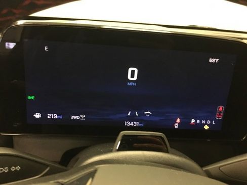 Used 2024 Chevrolet Traverse RS w/ LPO, Floor Liner Package image 29