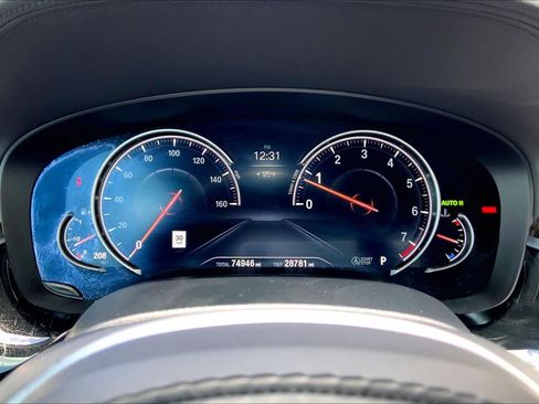 Used 2018 BMW 540i RWD image 25