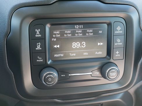 Used 2020 Jeep Renegade Sport image 22