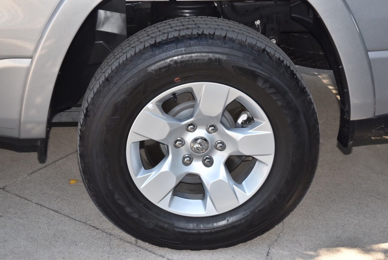 Used 2025 RAM 1500 Big Horn RWD image 38