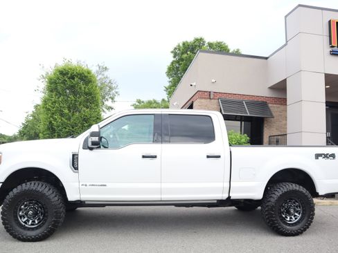 Used 2019 Ford F250 Limited w/ FX4 Off-Road Package AWD/4WD image 11