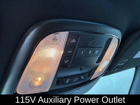 Certified 2023 Dodge Durango GT image 27