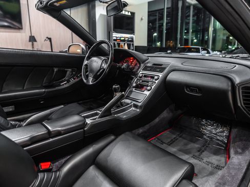 Used 2004 Acura NSX T image 23