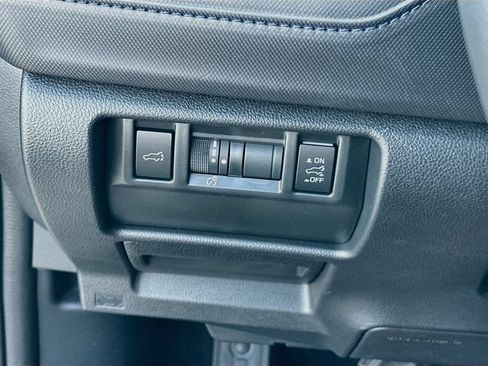 Used 2025 Subaru Forester Limited w/ Popular Package #2 AWD/4WD image 10