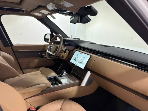 Used 2026 Land Rover Range Rover Autobiography AWD/4WD image 24