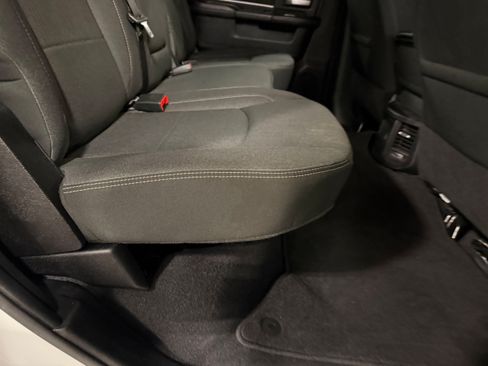 Certified 2024 RAM 2500 Big Horn w/ Night Edition AWD/4WD image 17