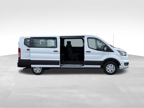 Used 2025 Ford Transit 350 XLT image 31