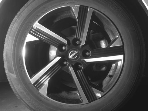 Used 2025 Nissan Sentra SV FWD image 13