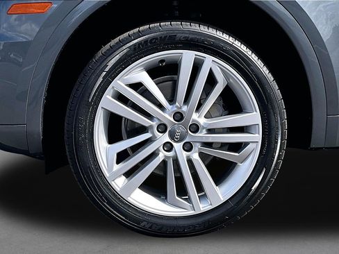 Used 2018 Audi Q5 2.0T Premium Plus w/ Premium Plus Package image 8