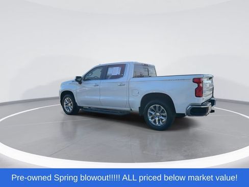 Used 2019 Chevrolet Silverado 1500 LTZ w/ Technology Package AWD/4WD image 6