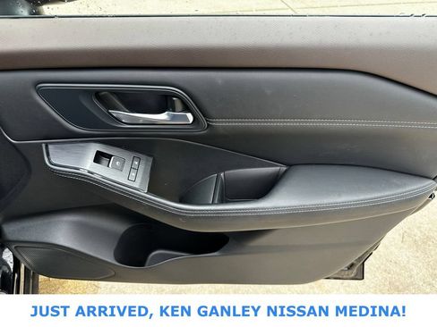 Certified 2023 Nissan Rogue SL w/ SL Premium Package AWD/4WD image 23