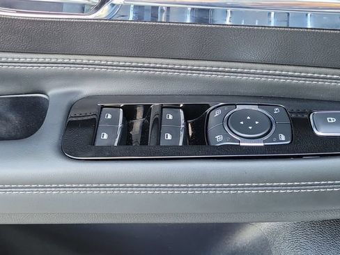 Certified 2024 Lincoln Corsair FWD image 29